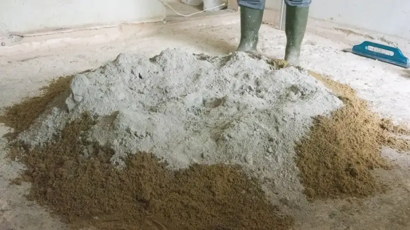 Nên dùng cát mịn và xi măng chất lượng để lớp tô trát tường bền đẹp