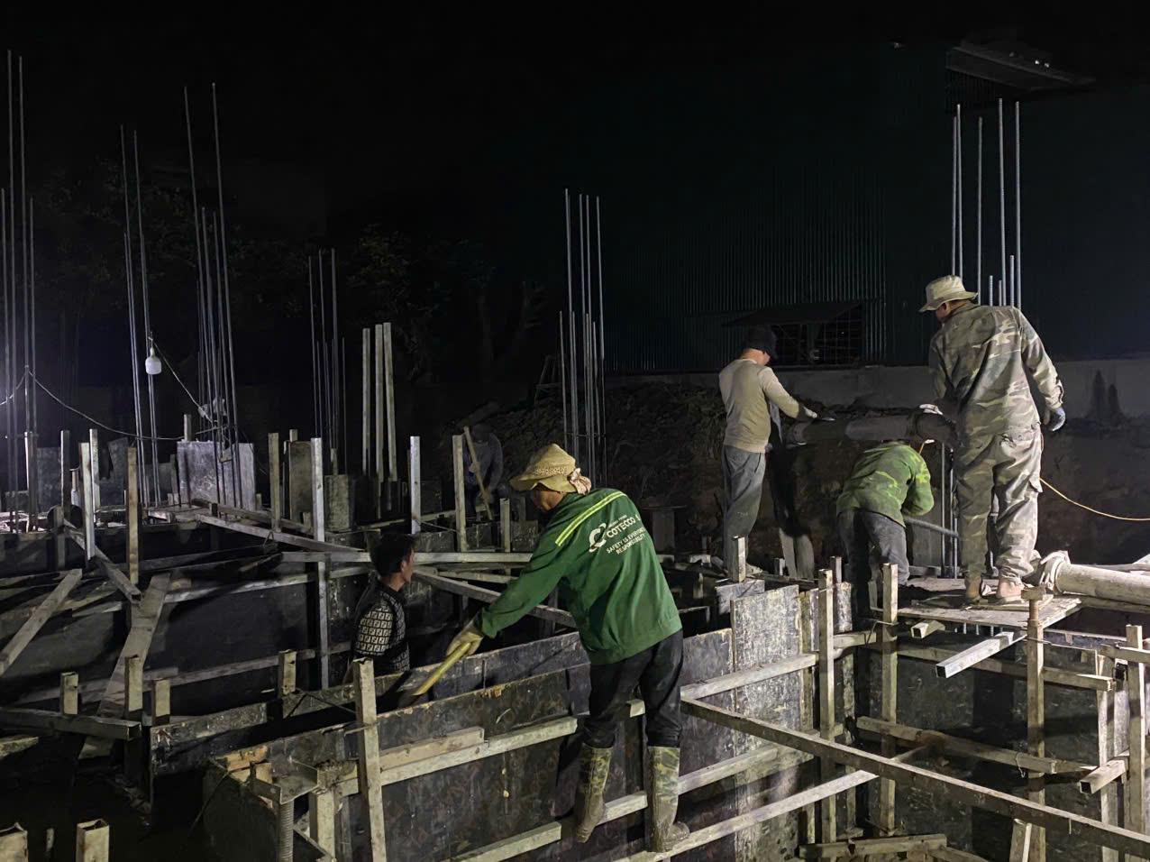 Công Tác Bê Tông Móng Dự Án Khách Sạn