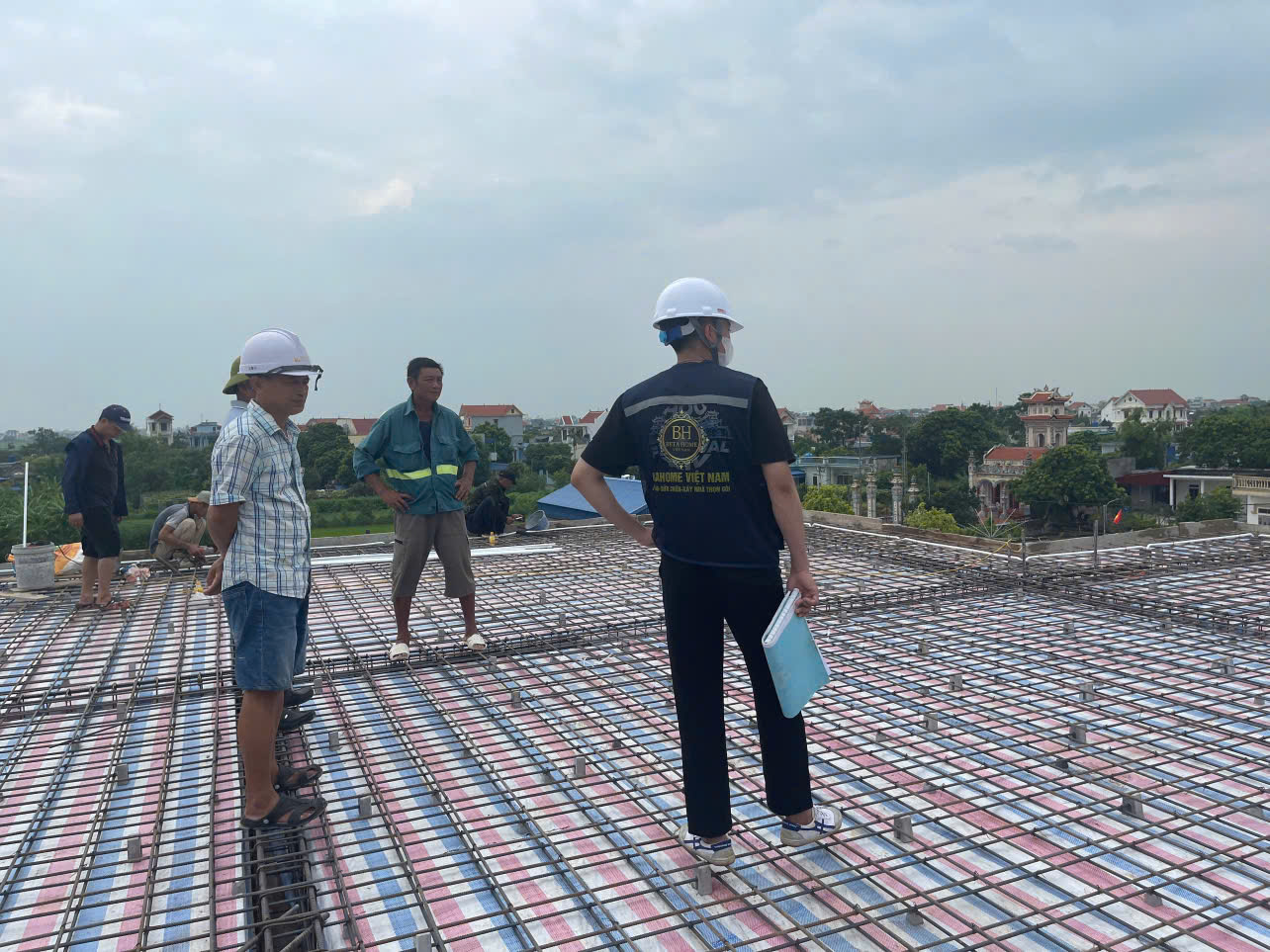 Công Tác Nghiệm Thu Sắt Thép Mái - Biệt Thự Mái Nhật 2 Tầng