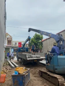 Công Tác Ép Cọc Bê Tông Cốt Thép Nhà Phố 3 Tầng Tại Hưng Yên