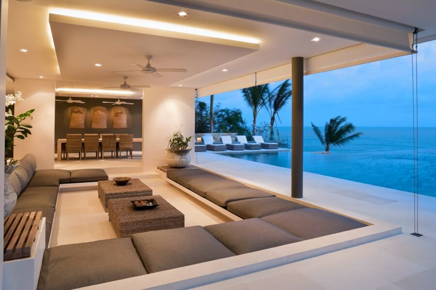 Màu sắc đóng vai trò tạo cảm xúc và chiều sâu cho không gian.
