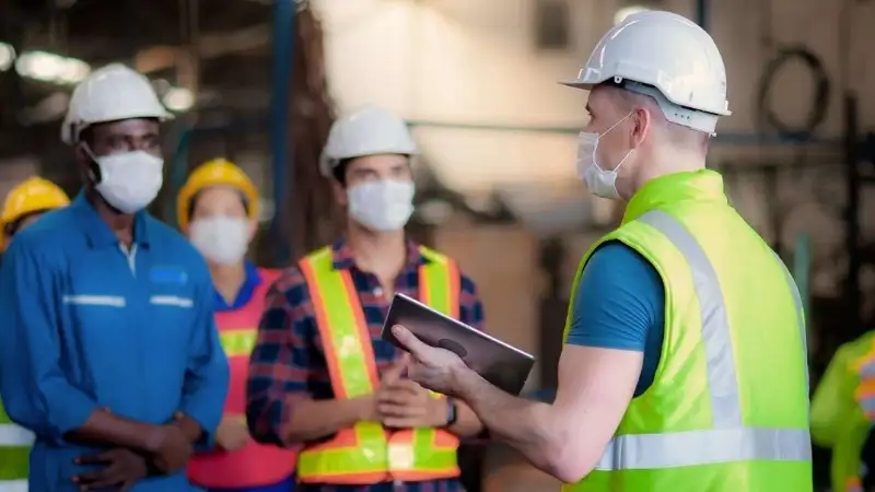 Quy định 2025 bổ sung yêu cầu về an toàn lao động và môi trường